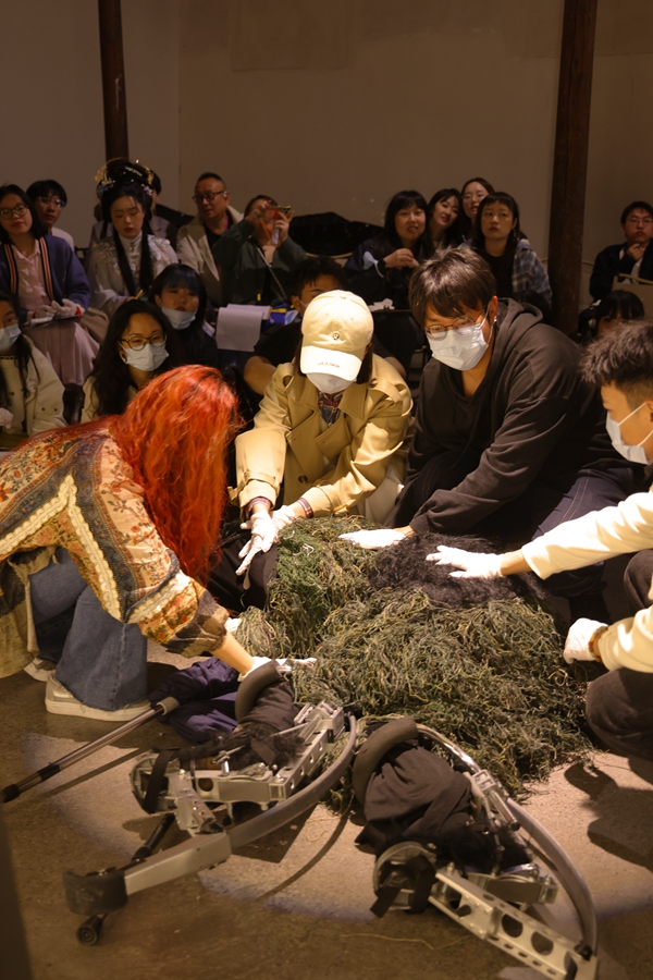 《俄狄浦斯与机械神谕》